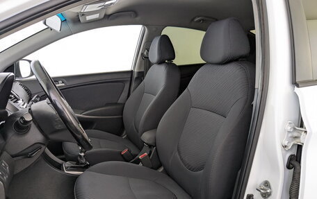 Hyundai Solaris II рестайлинг, 2016 год, 895 000 рублей, 25 фотография