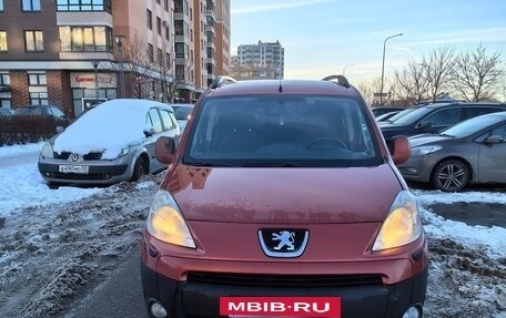 Peugeot Partner II рестайлинг 2, 2010 год, 885 000 рублей, 2 фотография