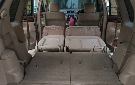 Toyota Ipsum II, 2002 год, 760 000 рублей, 8 фотография