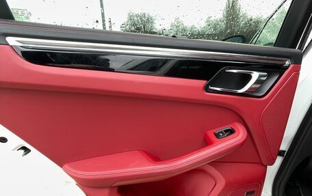 Porsche Macan I рестайлинг, 2015 год, 3 900 000 рублей, 19 фотография