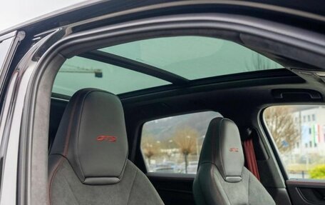 Porsche Cayenne III, 2025 год, 28 440 000 рублей, 12 фотография