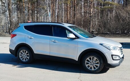 Hyundai Santa Fe III рестайлинг, 2013 год, 1 530 000 рублей, 2 фотография