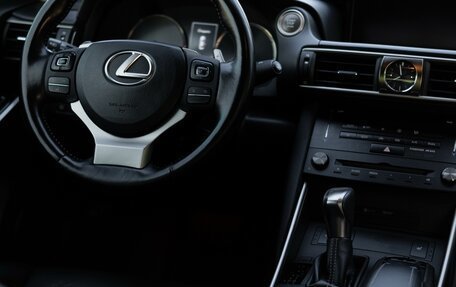 Lexus IS III, 2018 год, 3 350 000 рублей, 7 фотография