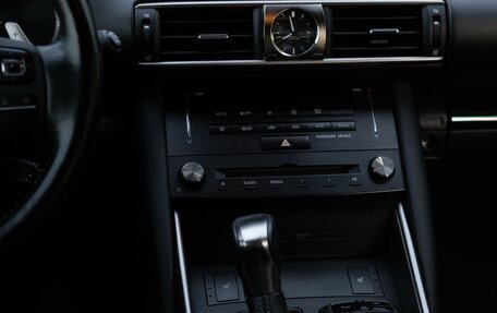 Lexus IS III, 2018 год, 3 350 000 рублей, 8 фотография