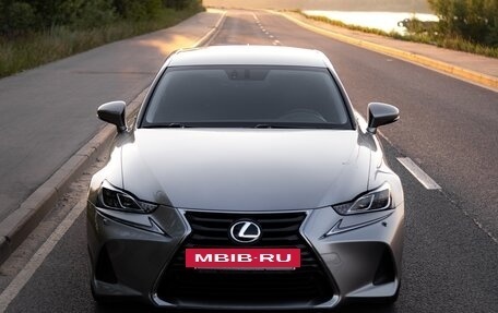 Lexus IS III, 2018 год, 3 350 000 рублей, 3 фотография