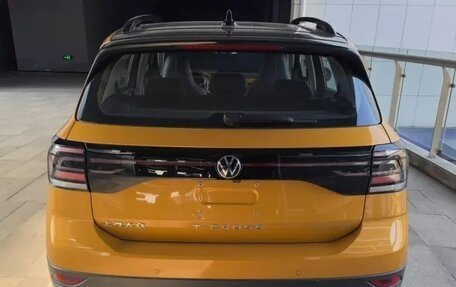Volkswagen T-Cross I, 2022 год, 1 430 000 рублей, 10 фотография