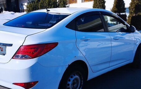 Hyundai Solaris II рестайлинг, 2016 год, 890 000 рублей, 4 фотография
