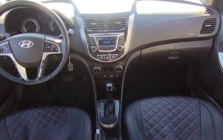 Hyundai Solaris II рестайлинг, 2016 год, 890 000 рублей, 13 фотография