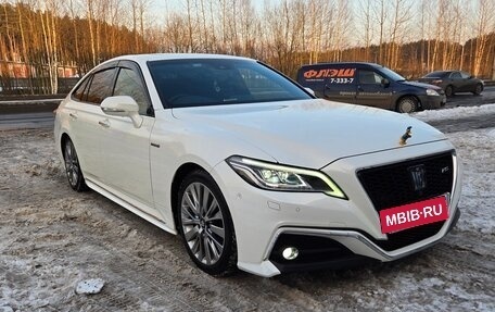 Toyota Crown, 2018 год, 3 550 000 рублей, 7 фотография