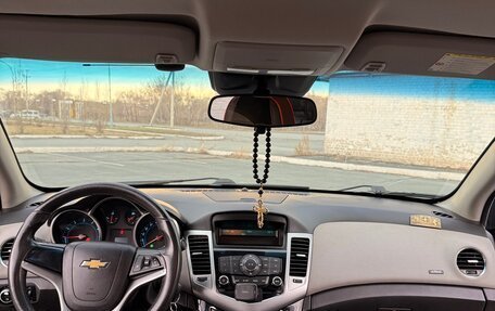 Chevrolet Cruze II, 2012 год, 800 000 рублей, 12 фотография