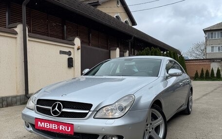Mercedes-Benz CLS, 2005 год, 1 680 000 рублей, 2 фотография