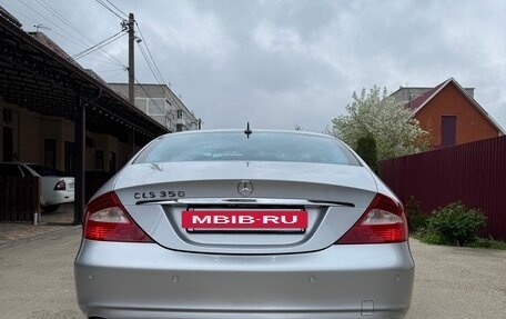 Mercedes-Benz CLS, 2005 год, 1 680 000 рублей, 8 фотография