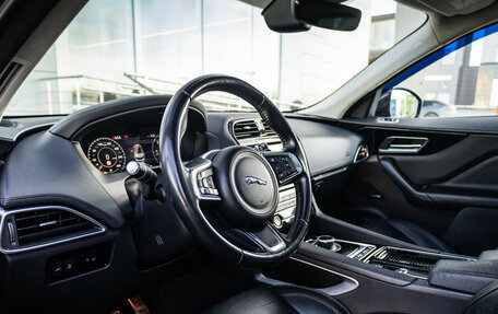Jaguar F-Pace, 2019 год, 3 150 000 рублей, 14 фотография