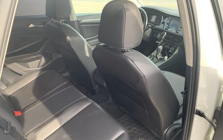 Volkswagen Jetta VII, 2018 год, 1 390 000 рублей, 2 фотография