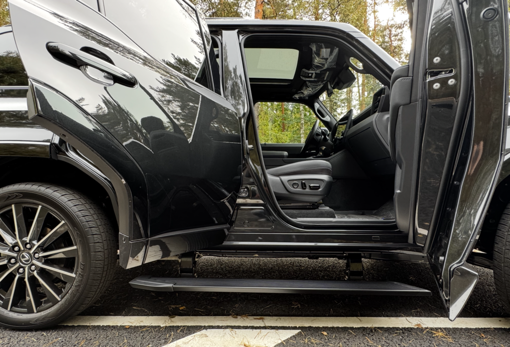 Lexus GX II рестайлинг 2, 2024 год, 15 000 000 рублей, 9 фотография