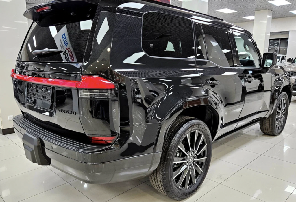 Lexus GX II рестайлинг 2, 2025 год, 15 000 000 рублей, 5 фотография