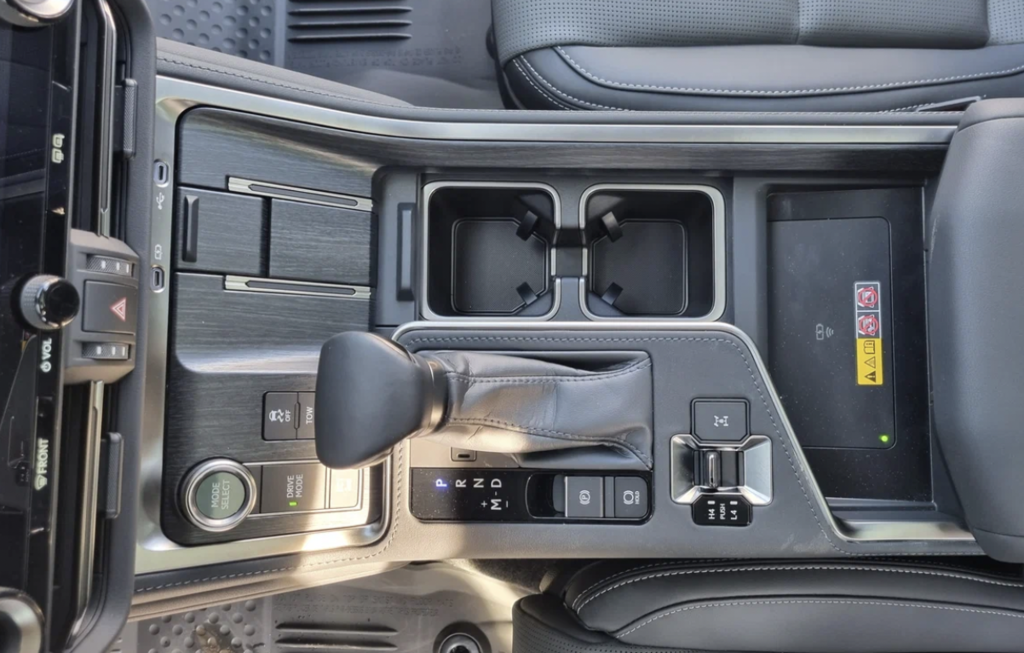 Lexus GX II рестайлинг 2, 2024 год, 15 500 000 рублей, 14 фотография