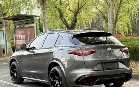 Alfa Romeo Stelvio, 2021 год, 3 820 000 рублей, 7 фотография