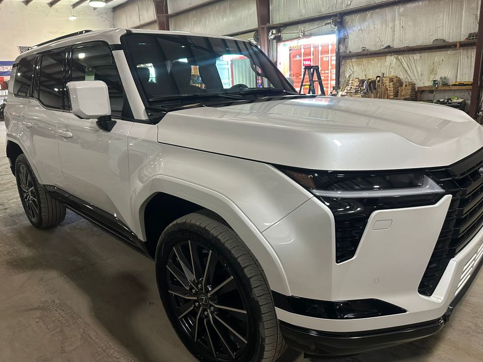 Lexus GX II рестайлинг 2, 2024 год, 15 000 000 рублей, 3 фотография