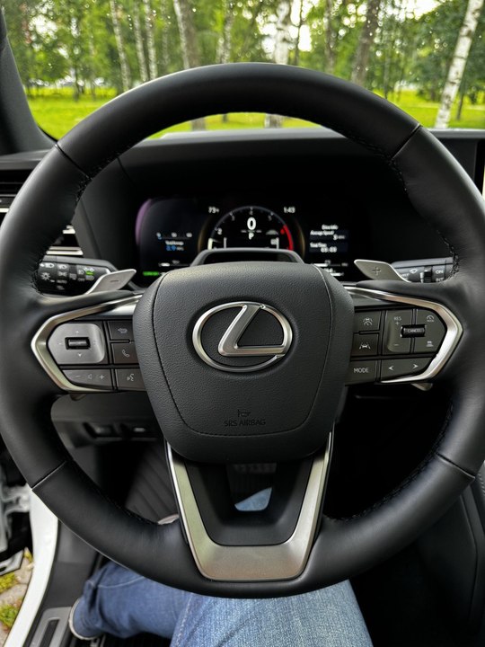 Lexus GX II рестайлинг 2, 2024 год, 15 000 000 рублей, 10 фотография