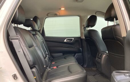 Nissan Pathfinder, 2014 год, 1 990 000 рублей, 17 фотография
