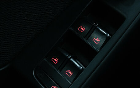 Audi A4, 2011 год, 1 319 000 рублей, 13 фотография