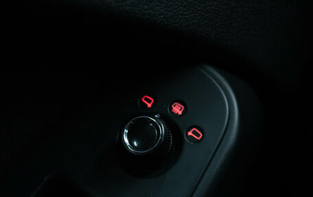 Audi A4, 2011 год, 1 319 000 рублей, 14 фотография