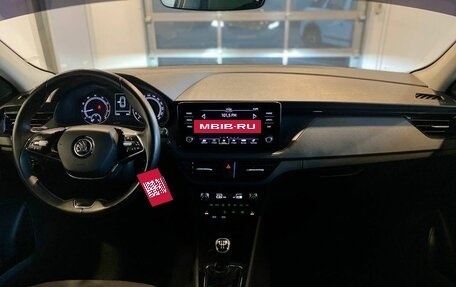 Skoda Rapid II, 2021 год, 1 679 000 рублей, 9 фотография