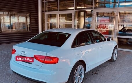 Audi A4, 2014 год, 1 650 000 рублей, 10 фотография