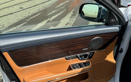 Jaguar XJ IV (X351), 2014 год, 2 150 000 рублей, 9 фотография