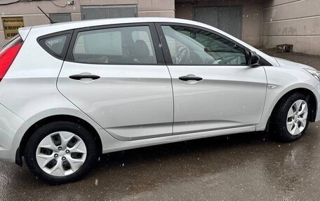 Hyundai Solaris II рестайлинг, 2014 год, 875 000 рублей, 10 фотография