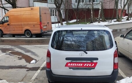 Toyota Probox I, 2004 год, 580 000 рублей, 2 фотография