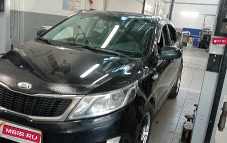 KIA Rio III рестайлинг, 2013 год, 628 000 рублей, 1 фотография
