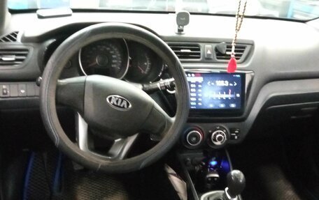 KIA Rio III рестайлинг, 2013 год, 628 000 рублей, 5 фотография