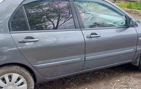 Mitsubishi Lancer IX, 2005 год, 640 000 рублей, 3 фотография