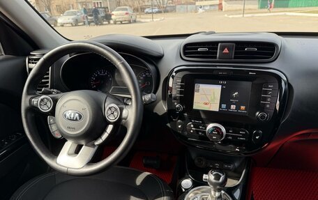 KIA Soul II рестайлинг, 2017 год, 1 750 000 рублей, 10 фотография