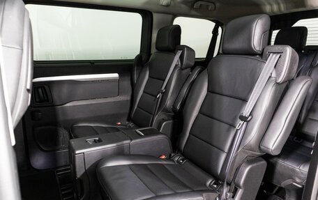 Toyota ProAce II, 2023 год, 5 300 000 рублей, 10 фотография