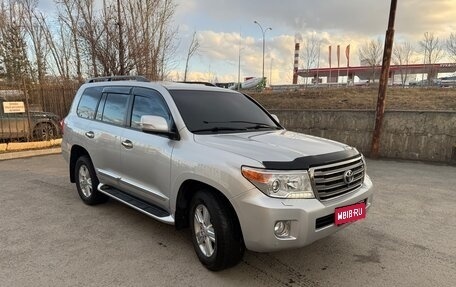 Toyota Land Cruiser 200, 2013 год, 5 000 000 рублей, 1 фотография