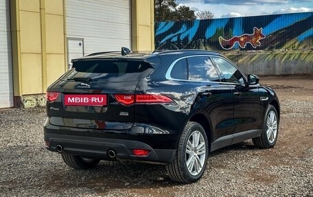 Jaguar F-Pace, 2017 год, 2 590 000 рублей, 4 фотография