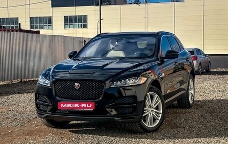 Jaguar F-Pace, 2017 год, 2 590 000 рублей, 8 фотография