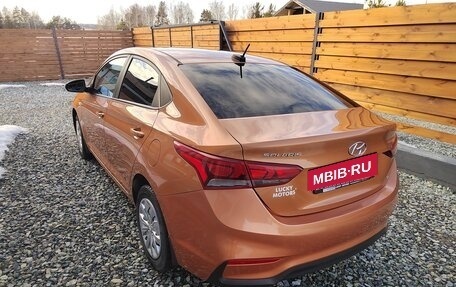 Hyundai Solaris II рестайлинг, 2017 год, 1 200 000 рублей, 4 фотография
