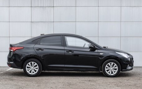 Hyundai Solaris II рестайлинг, 2021 год, 1 770 000 рублей, 5 фотография