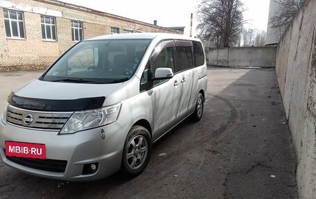 Nissan Serena III, 2009 год, 1 050 000 рублей, 4 фотография