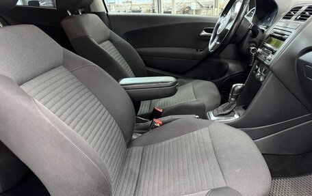 Volkswagen Polo VI (EU Market), 2011 год, 640 000 рублей, 14 фотография