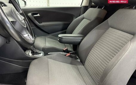 Volkswagen Polo VI (EU Market), 2011 год, 640 000 рублей, 16 фотография
