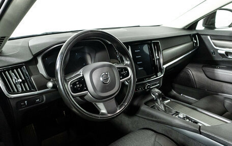 Volvo V90 Cross Country I рестайлинг, 2019 год, 3 099 700 рублей, 11 фотография