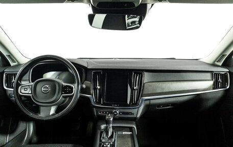 Volvo V90 Cross Country I рестайлинг, 2019 год, 3 099 700 рублей, 13 фотография