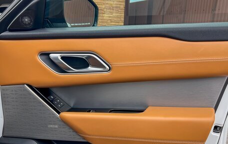 Land Rover Range Rover Velar I, 2018 год, 7 500 000 рублей, 26 фотография