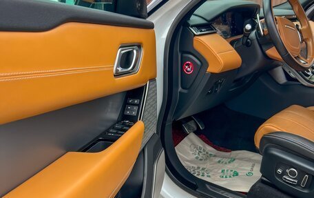 Land Rover Range Rover Velar I, 2018 год, 7 500 000 рублей, 30 фотография