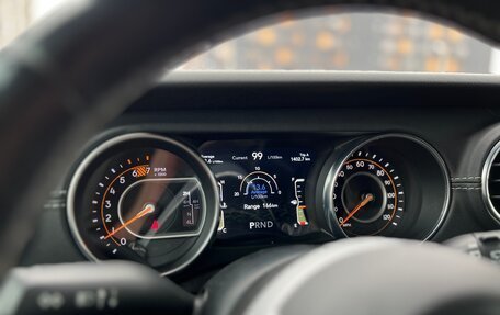 Jeep Wrangler, 2020 год, 2 750 000 рублей, 20 фотография